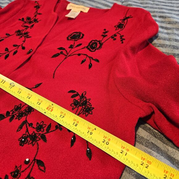 Jones New York Cardigan Embroidered Sequins Red Cherry 2x Elegant Casual - Picture 7 of 9